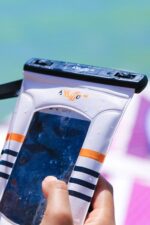 skiffo waterproof touchscreen smartphone case